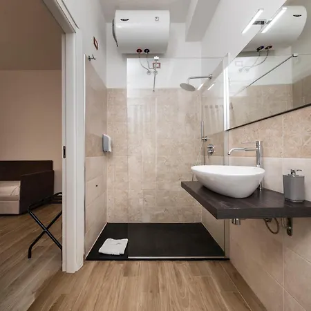 Ng Collection L'acquedotto